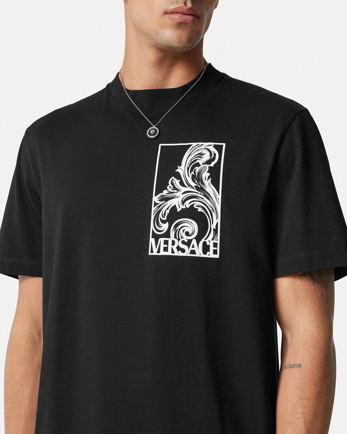 Camiseta Estampada con Aerosol