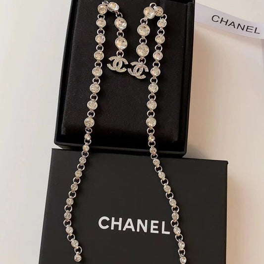 Boucles d'oreilles longues en diamant fantaisie