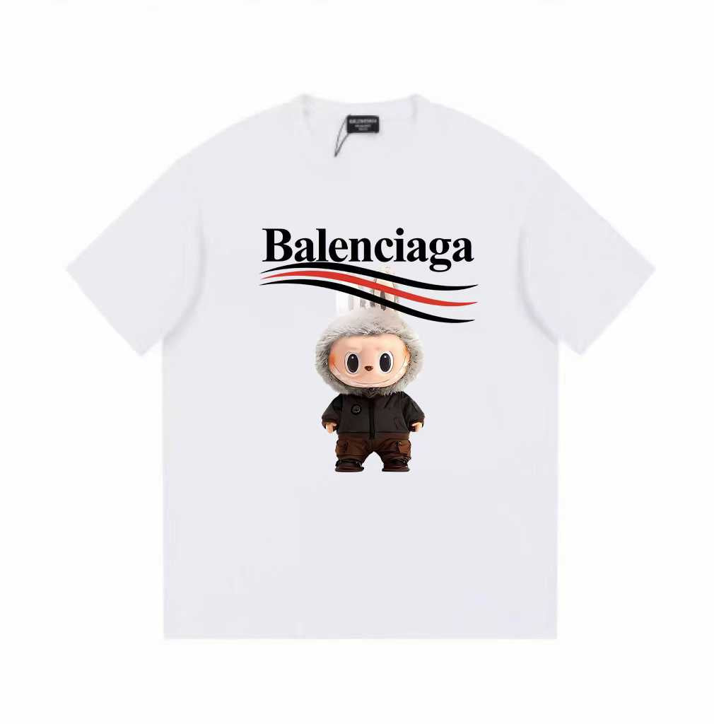 Camiseta estampada con nuevos personajes