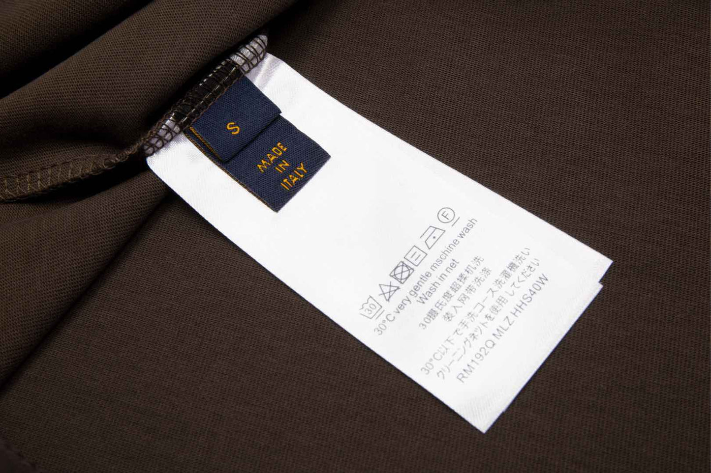 Camiseta con logo clásico impreso