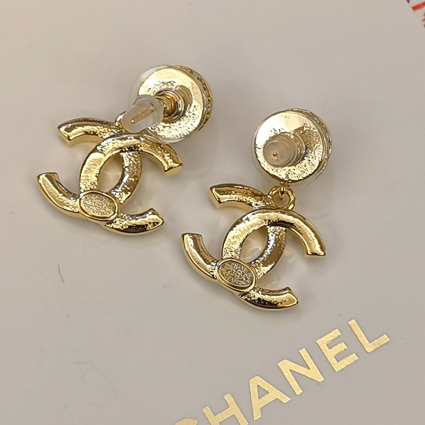 Pendientes Clásicos de Perlas y Diamantes Glitter