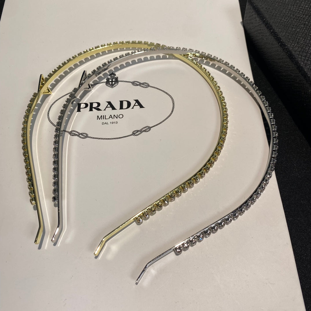 Diadema con Diamantes y Logo de Triángulo