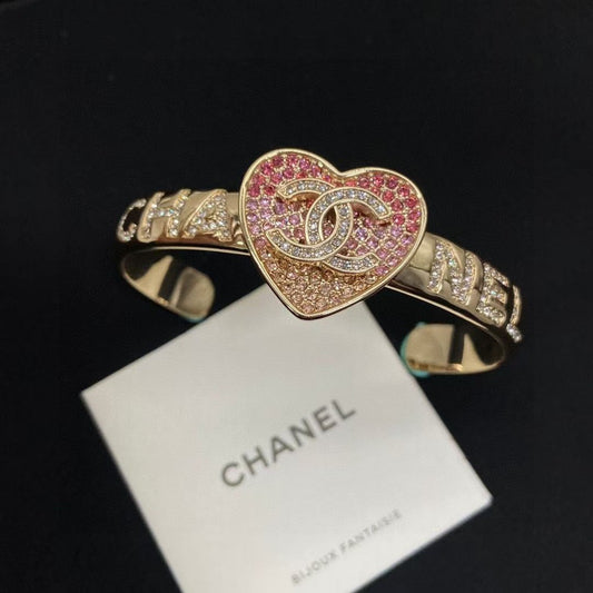 Bracelet jonc cœur avec strass