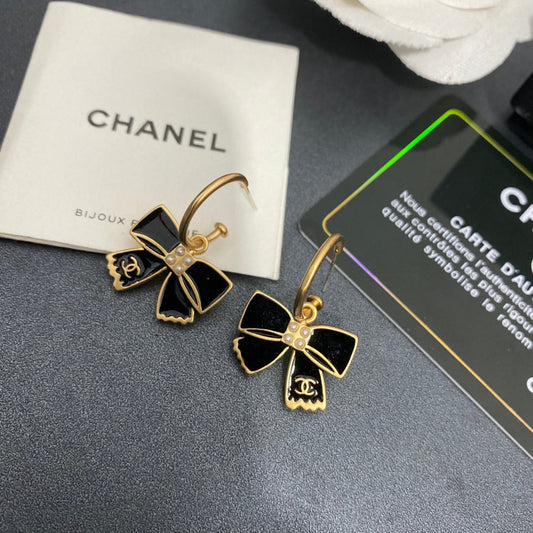 Boucles d'oreilles nœud papillon mignonnes