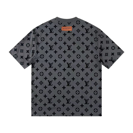 Camiseta con patrón clásico en relieve