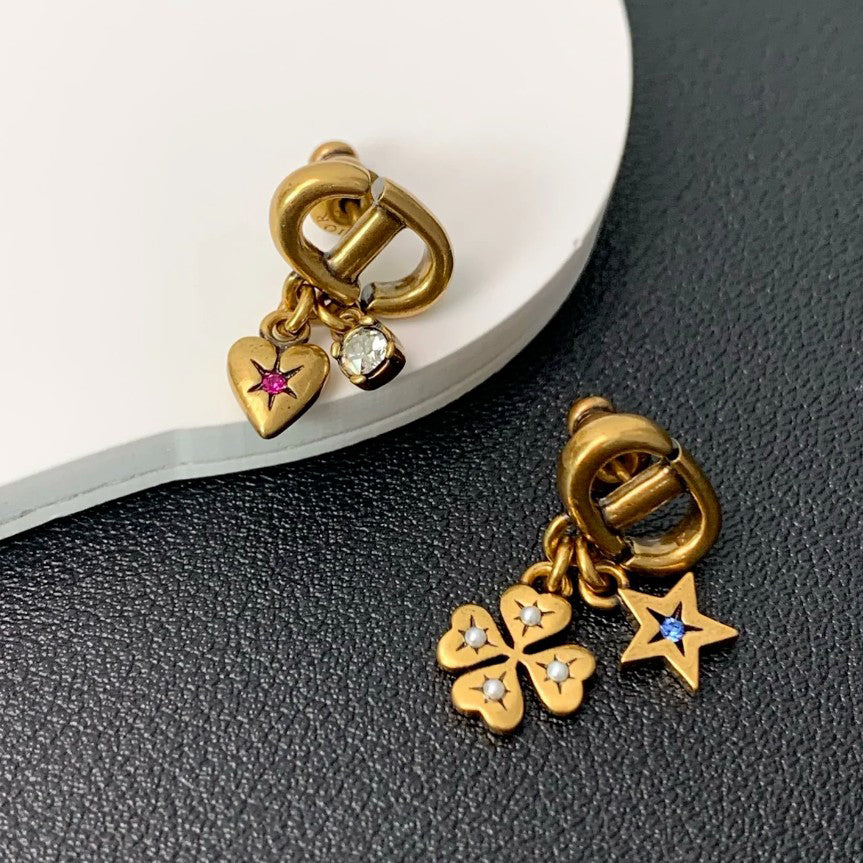 Pendientes asimétricos vintage de la suerte
