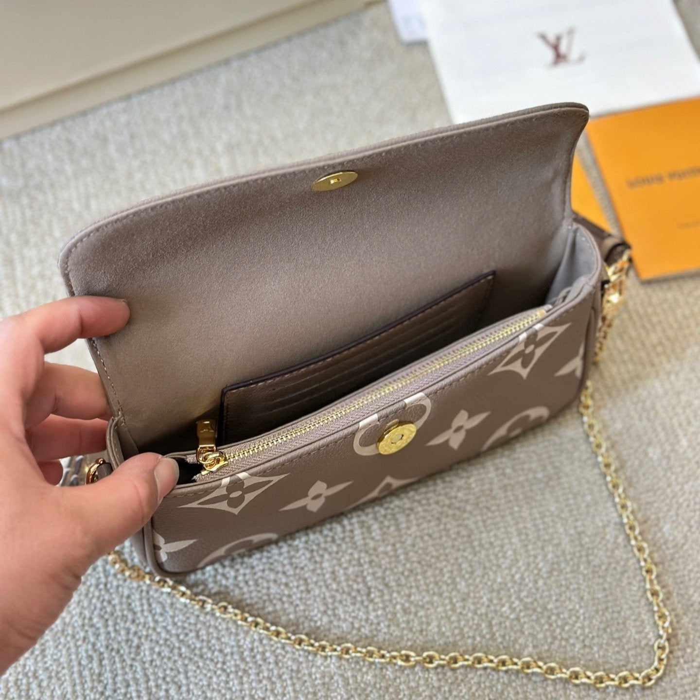 Cartera sobre cadena, bolso de hombro IVY