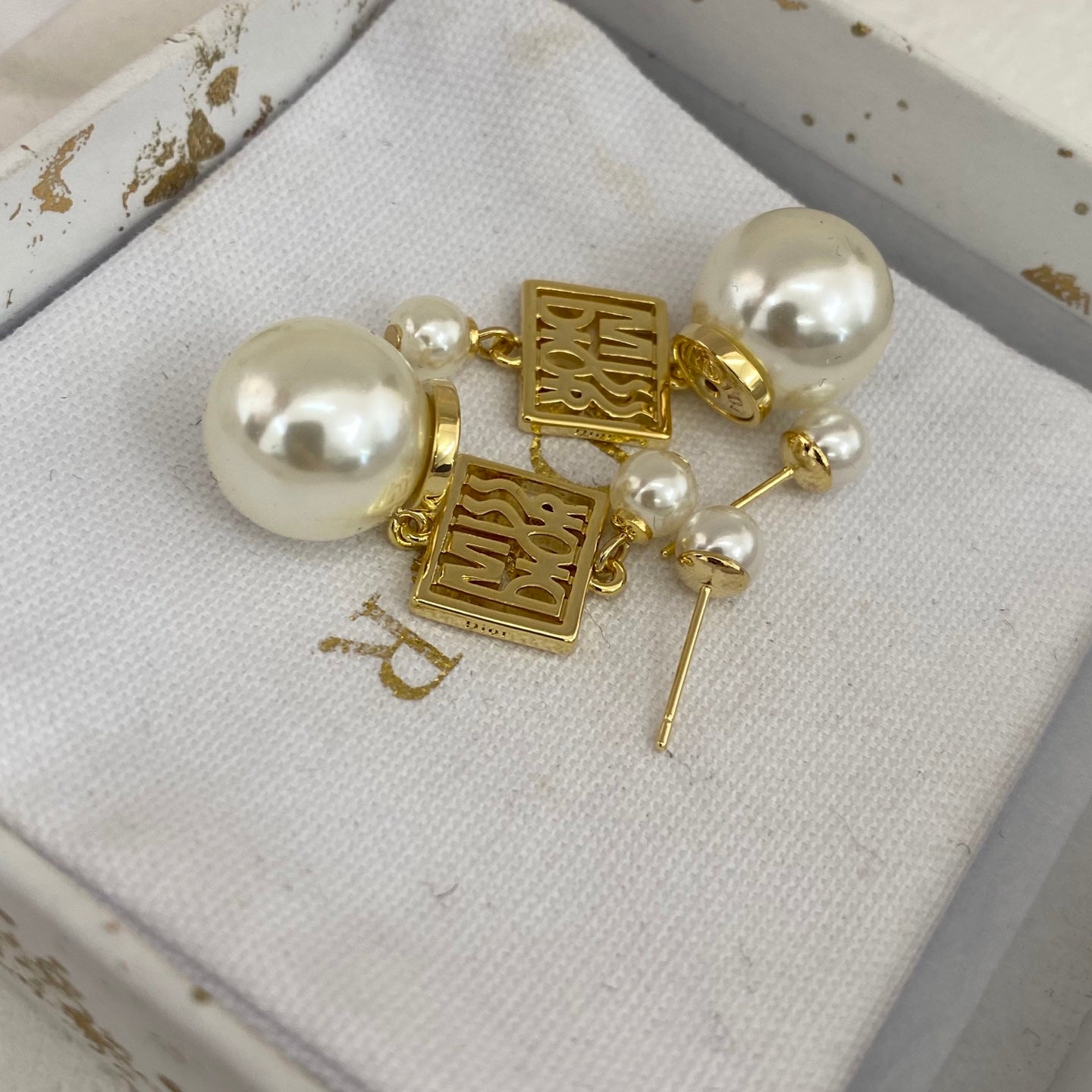 Nuevos Pendientes de Perlas con Letras y Etiquetas de Moda