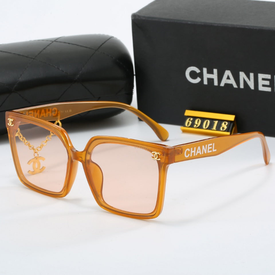 Gafas de sol con colgante de metal de moda