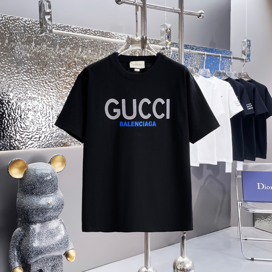 Camiseta Clásica con Estampado de Letras