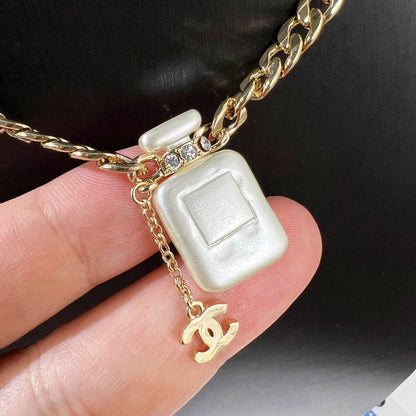 Collier Bouteille de Parfum Perle