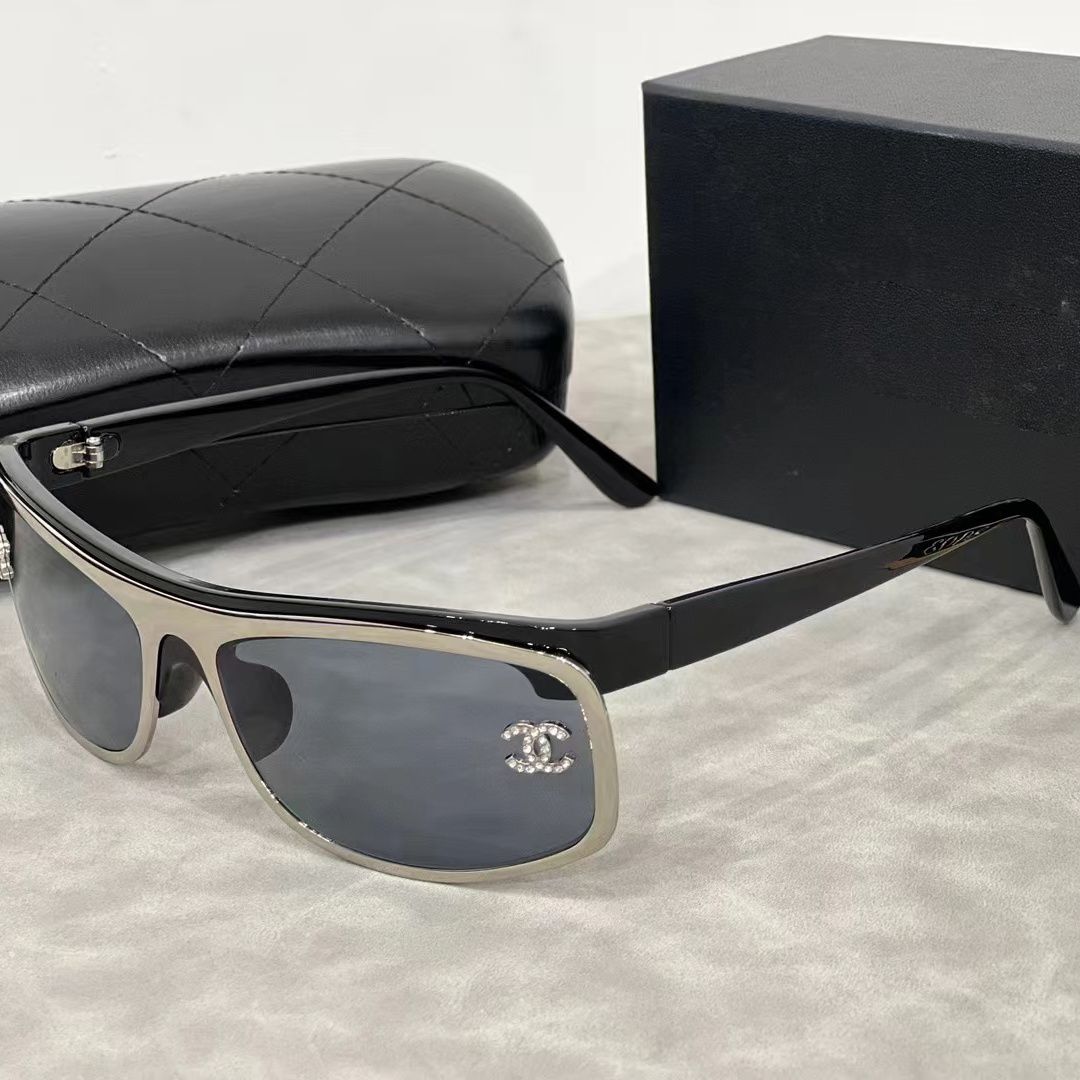 Gafas de sol de mujer tipo pantalla