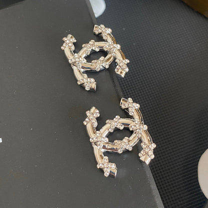 Pendientes de botón de diamante de cristal brillante