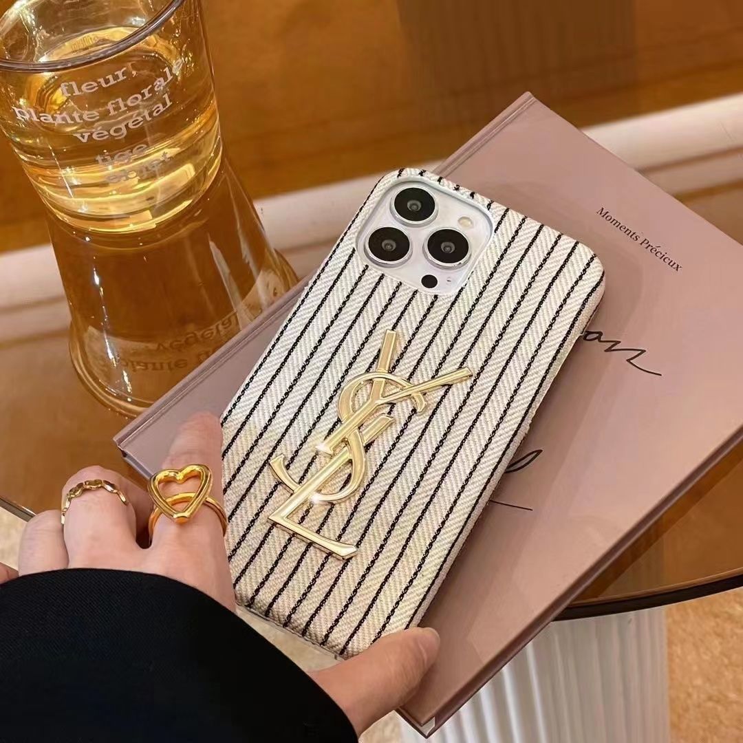 Funda de cuero con estampado de cocodrilo