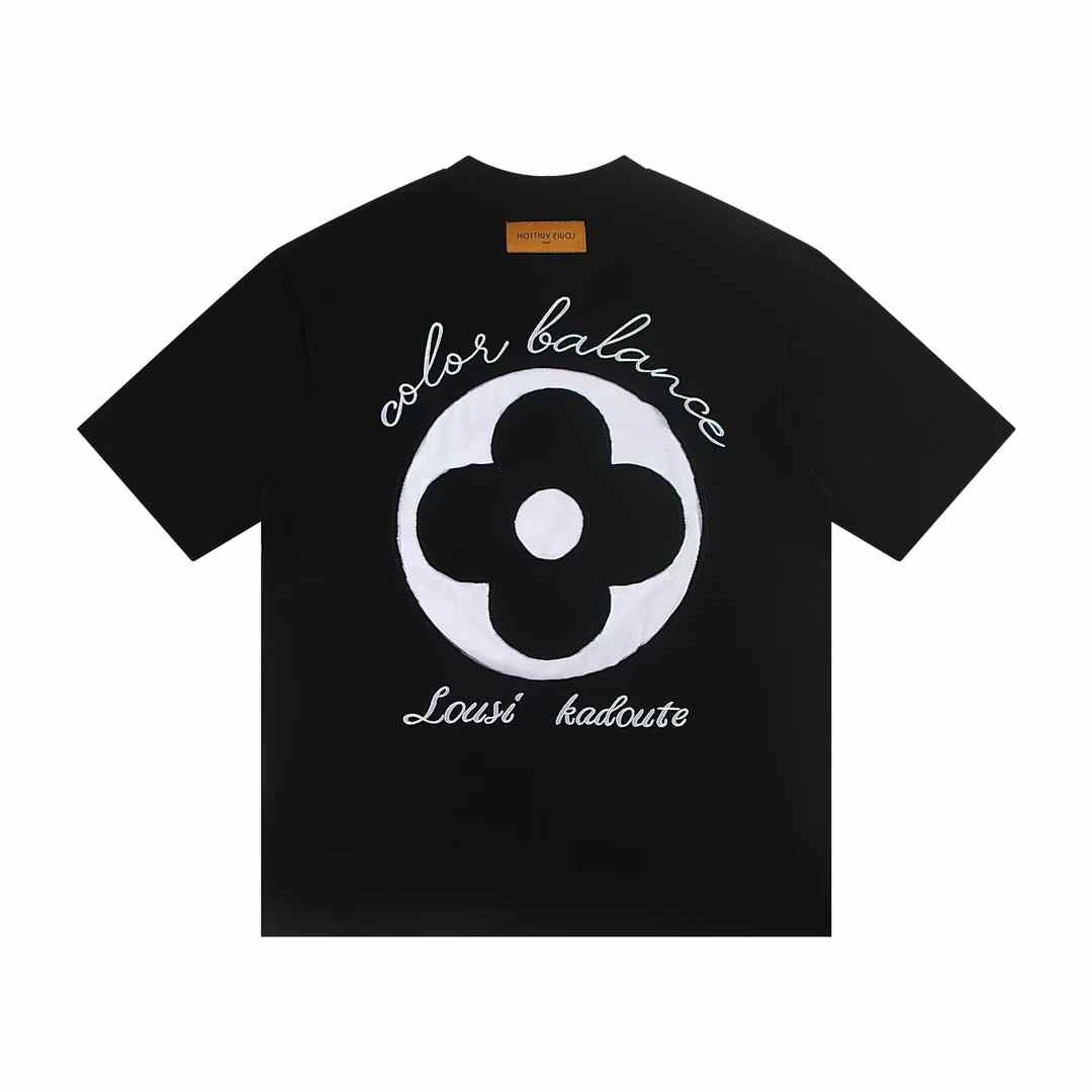 Nueva camiseta de moda bordada