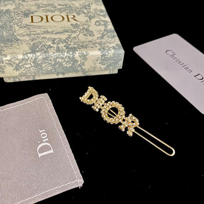 Pinza para el pelo de oro con diamantes