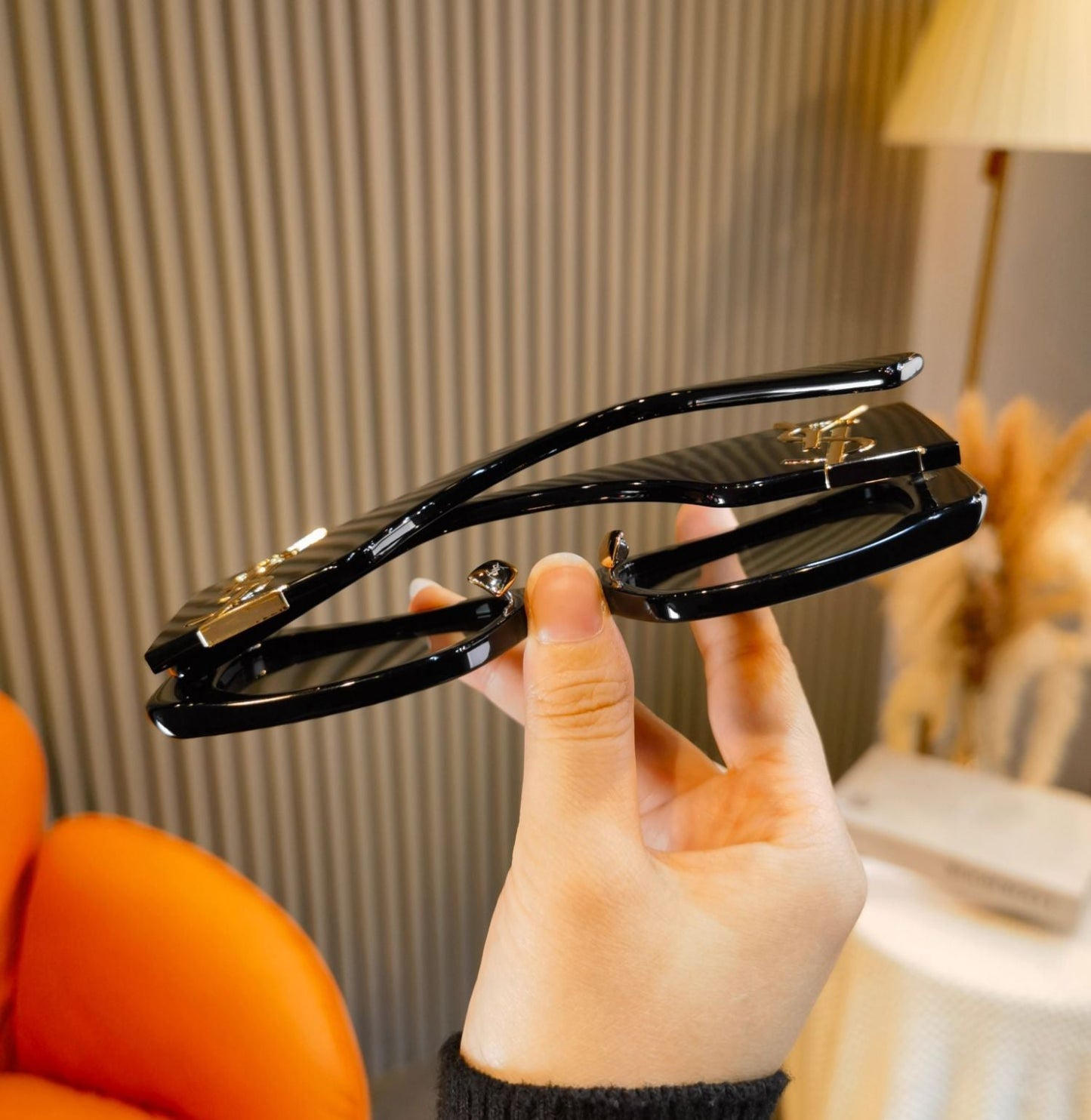 Gafas de sol polarizadas con letras a la moda 2024