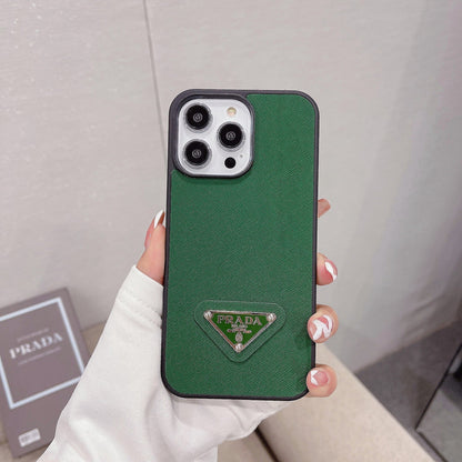 Estuche clásico triangular de cuero