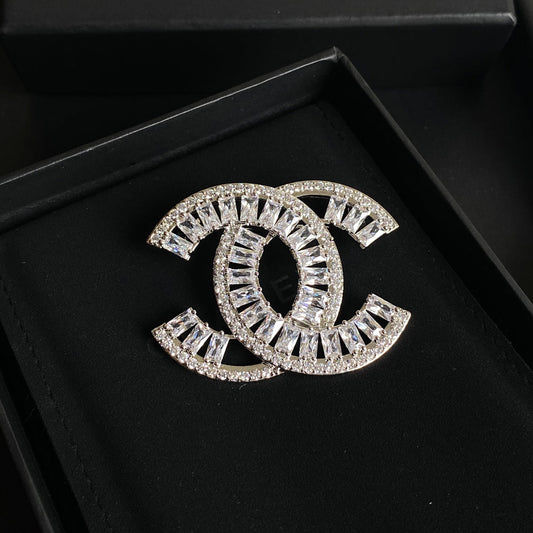 Broche en diamant de cristal trempé