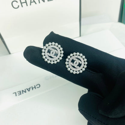 Pendientes de perlas y circonitas