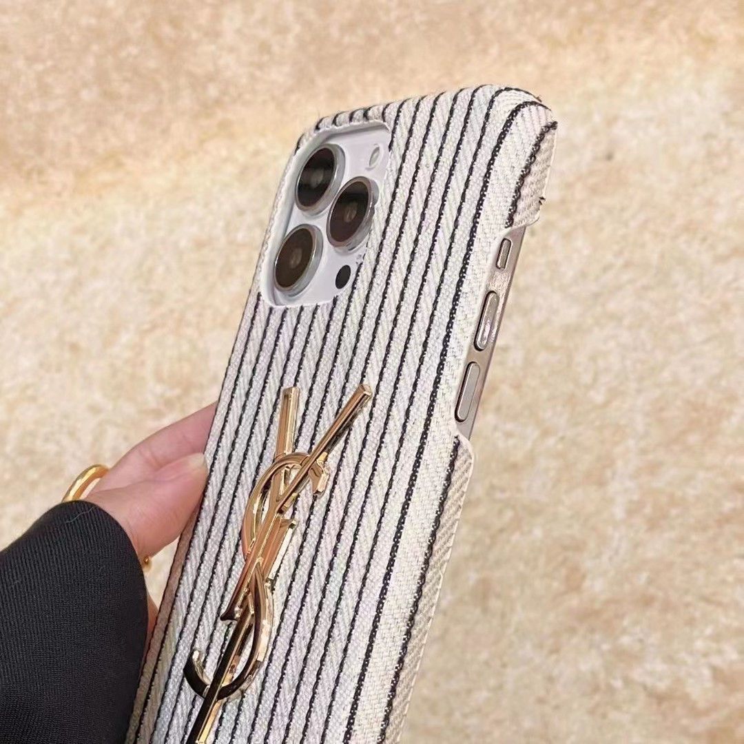 Funda de cuero con estampado de cocodrilo