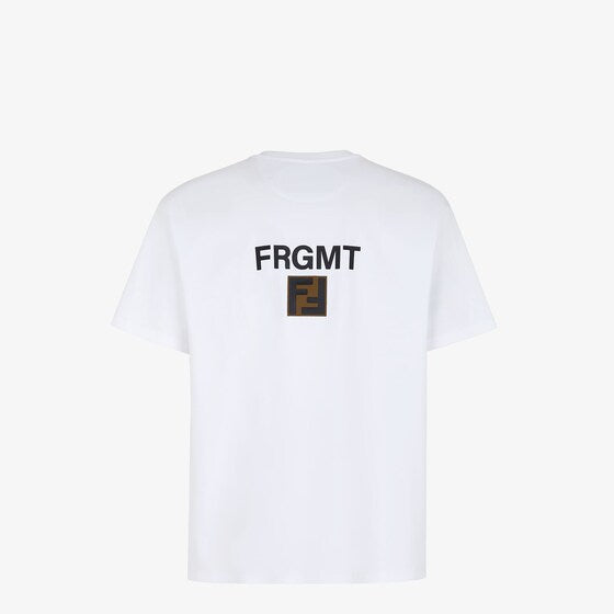 Camiseta estampada con letras negras