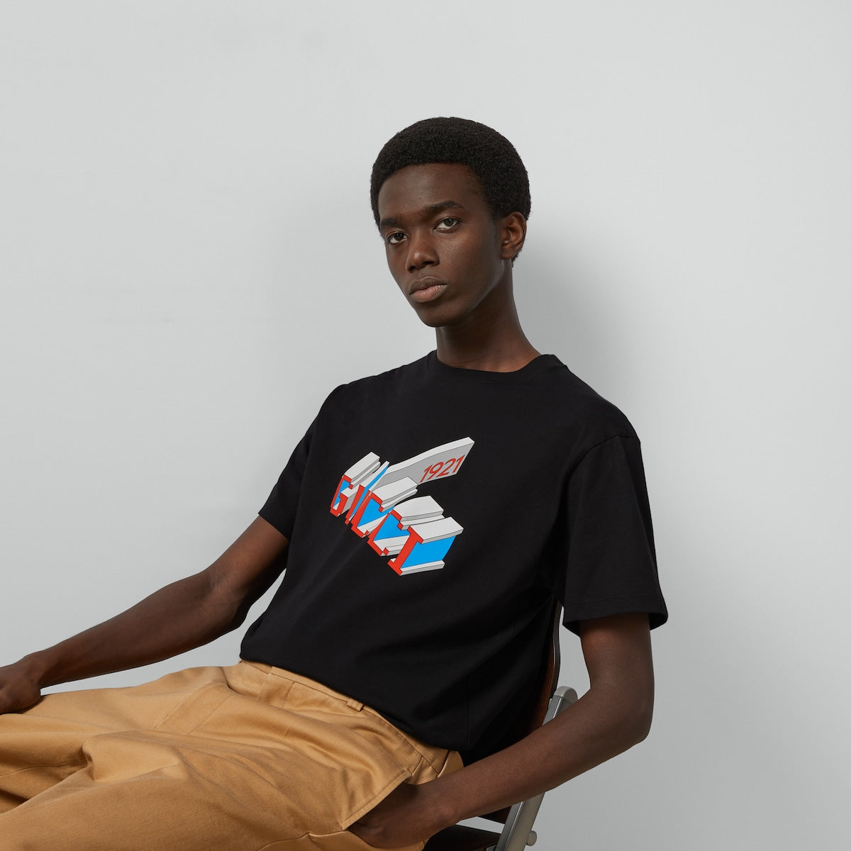 Camiseta con Estampado de Texto Alargado