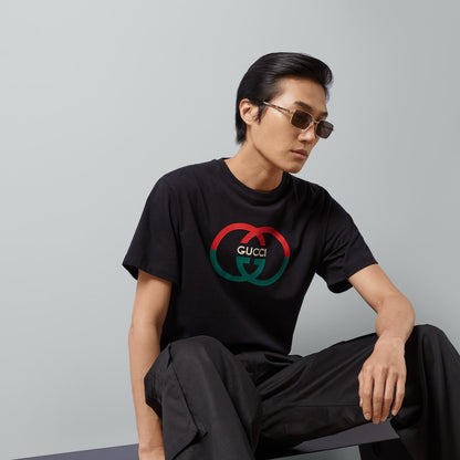 Camiseta con estampado clásico de patrón rojo y verde