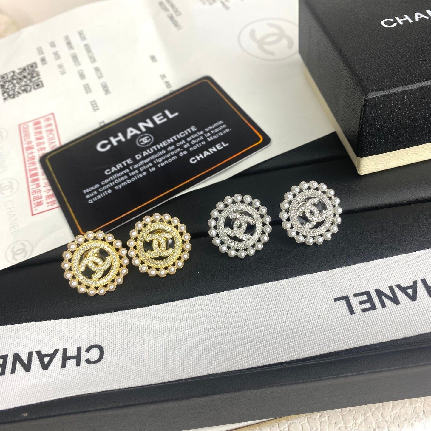 Pendientes de perlas y circonitas