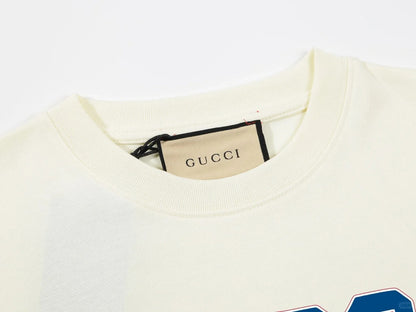 Camiseta de manga corta con el nuevo LOGO estampado