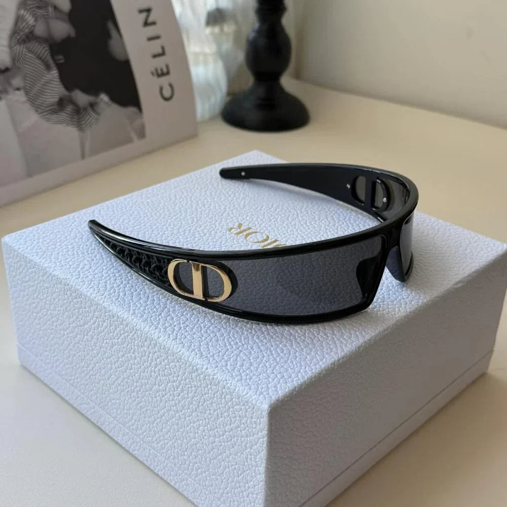 Diadema de moda, gafas de sol novedosas