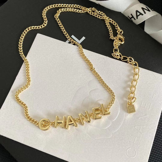Collier avec pendentif lettre doré Fashion