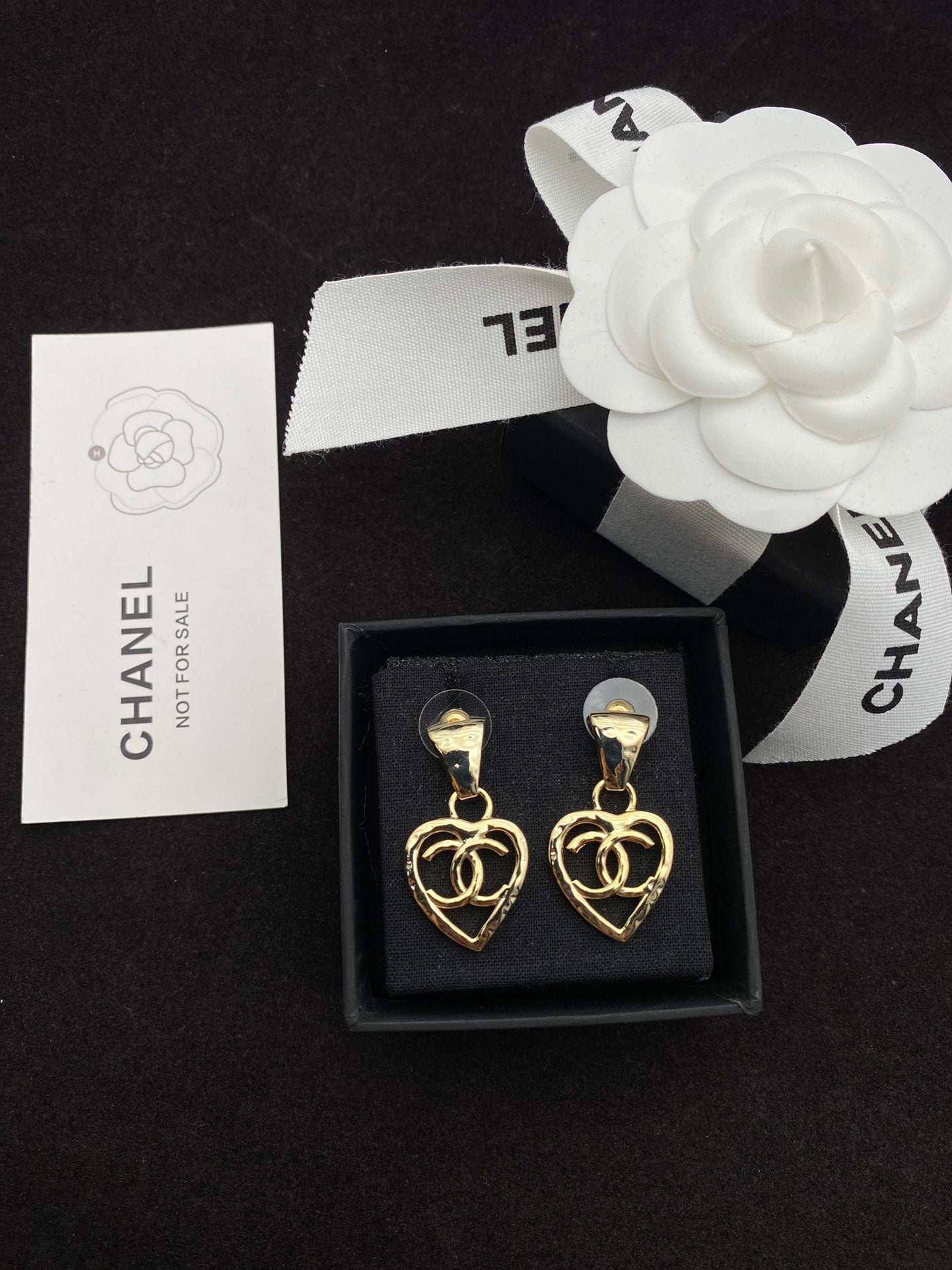 Pendientes Corazón Hueco de Temperamento