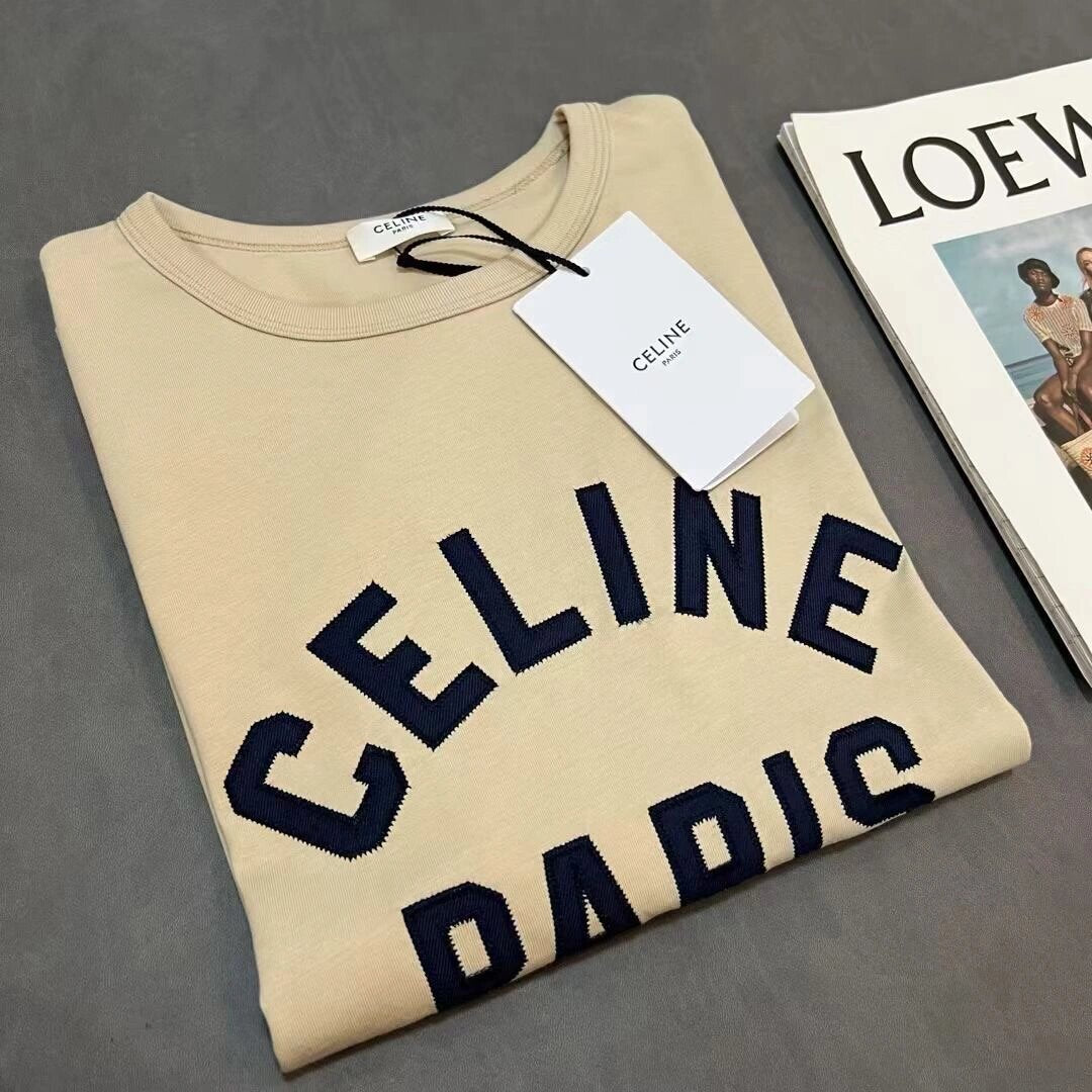 Camiseta de manga corta con apliques y bordados en índigo