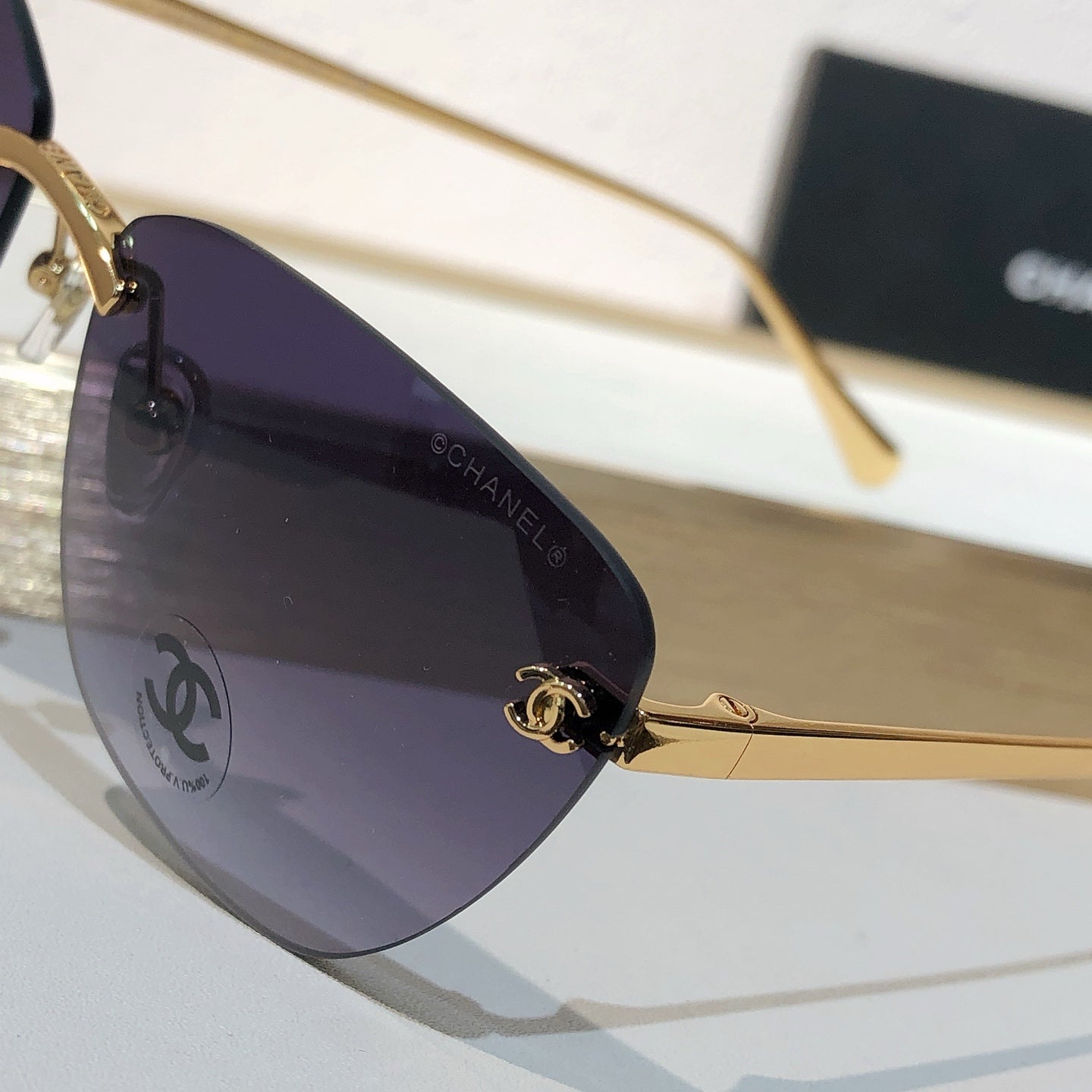 9 Color Rimless Cat-Eye Sunglasses 4286T