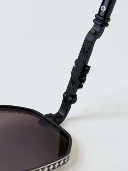 6 Color Retro Hexagonal Carved Metal Sunglasses