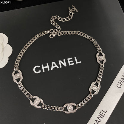 Collar de circonita de doble C