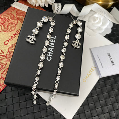 Boucles d'oreilles longues en diamant fantaisie