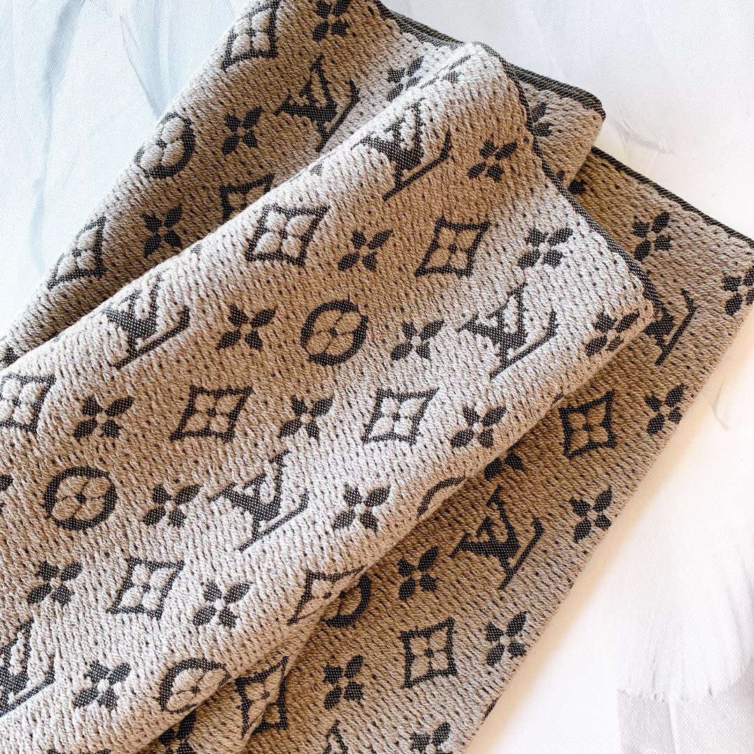 Bufanda de lana unisex estampada en relieve