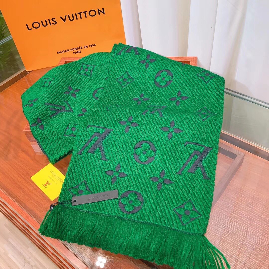 Pañuelo con patrón de monograma, borlas y jacquard