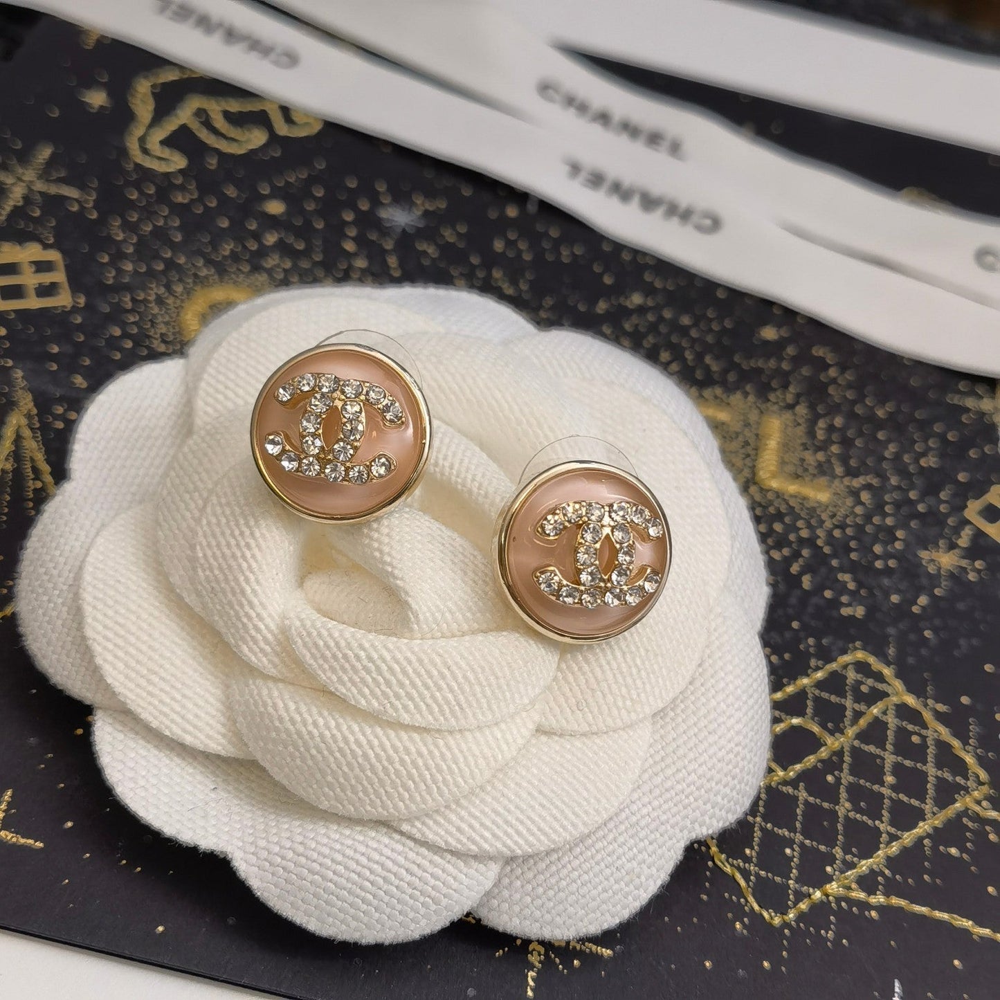 Pendientes de botón redondos elegantes de 3 colores