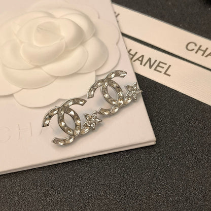 Boucles d'oreilles clous étoile diamant cristal