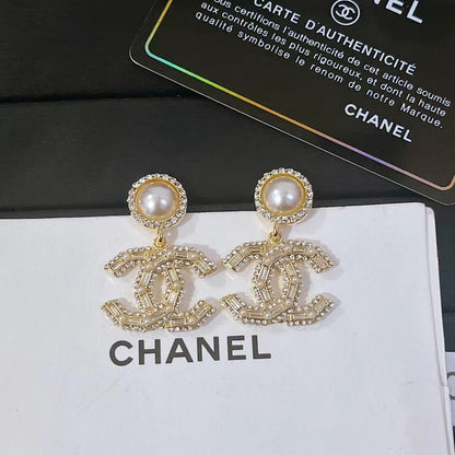 Pendientes colgantes de perlas y diamantes vintage