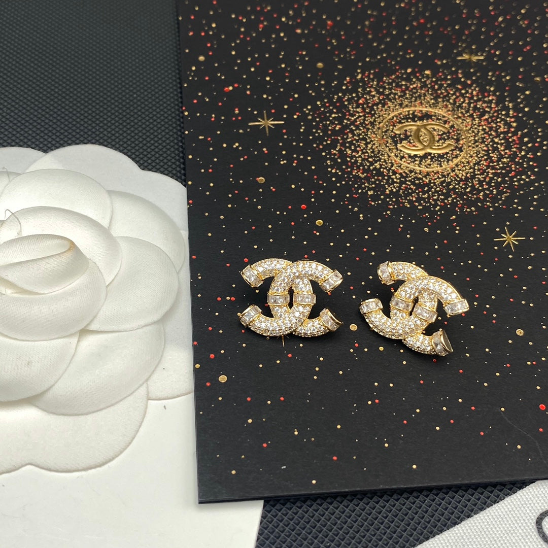 Pendientes de Letras de Zirconia Fina Premium