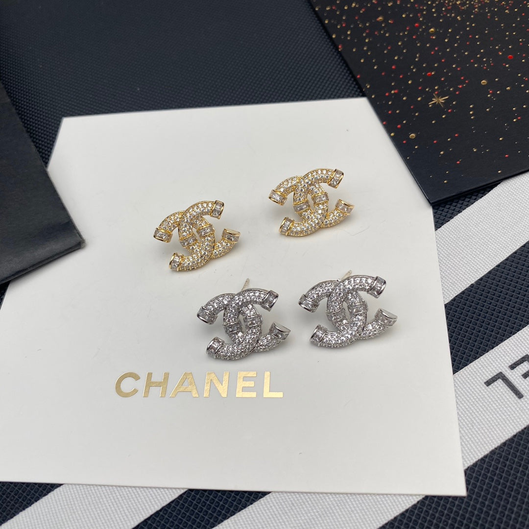 Pendientes de Letras de Zirconia Fina Premium