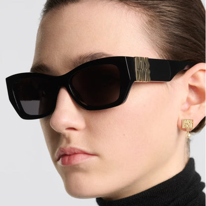 Gafas de Sol Rectangulares con Varillas Metálicas Distintivas