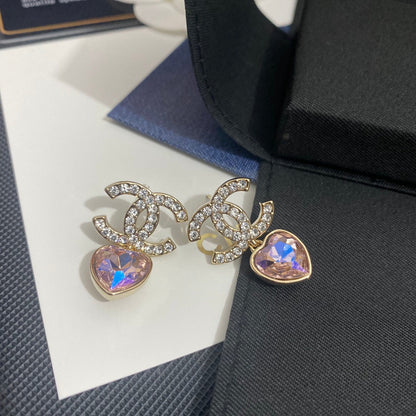 Boucles d'oreilles cœur laser étincelantes en zircon