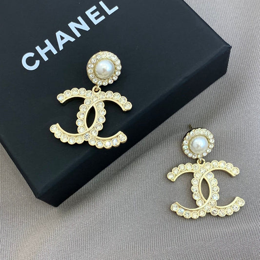 Pendientes de perlas Double C