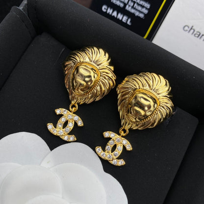 Boucles d'oreilles pendantes Lion Tête Diamant