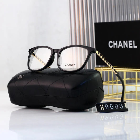 Gafas de Montura Clásica